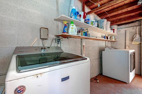 971 64th St, Hialeah FL  33012-6414 exterior