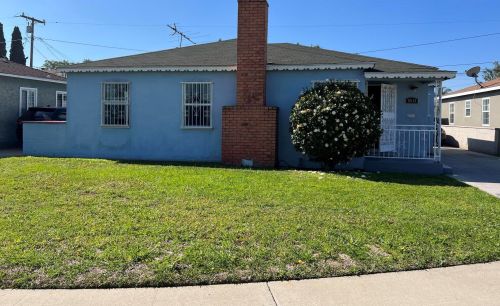 4916 Brompton Ave, Bell CA  90201-3729 exterior