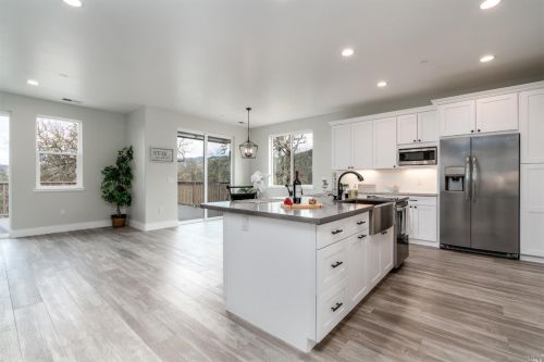 410 Tehuacan Rd, Ukiah CA  95482-2007 exterior