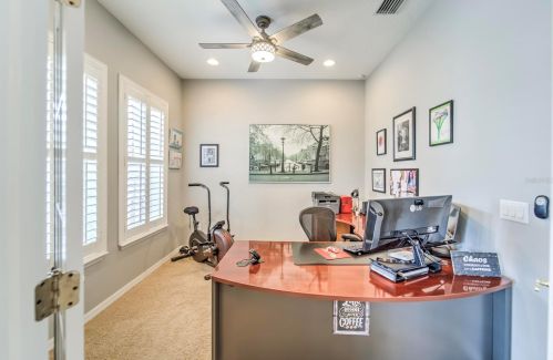 413 Islebay Dr, Ruskin FL  33572-3332 exterior