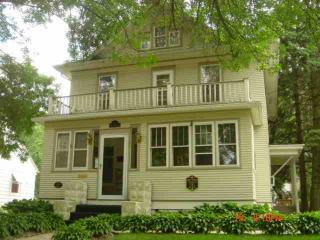 701 Jefferson St, Stoughton, WI 53589-2301