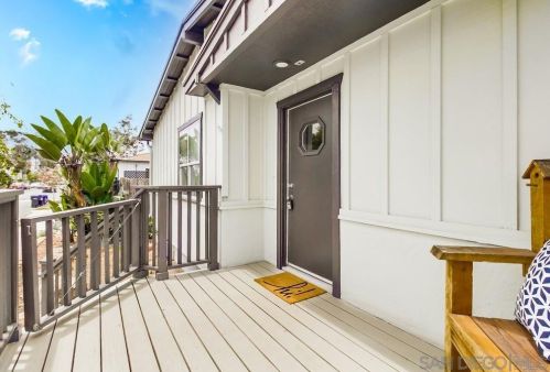 2070 Cable St, San Diego CA 92107-3313 exterior