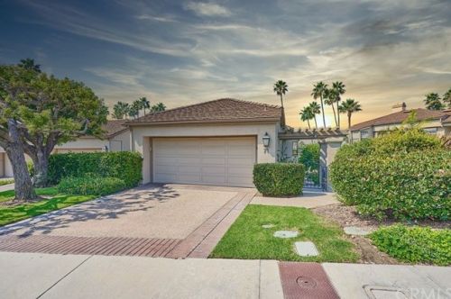 71 Ocean Vis, Newport Beach, CA 92660-6207
