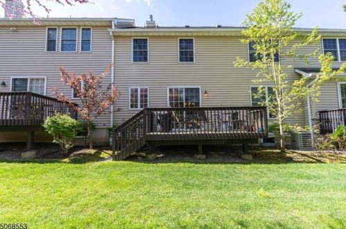 95 Schindler Ct, Parsippany NJ  07054-3309 exterior