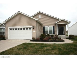 4770 Meadow Lark Dr, Lorain, OH 44053-1485