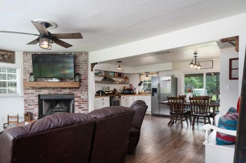 42834 Cooter Pond Rd, Deland, FL 32720-6350