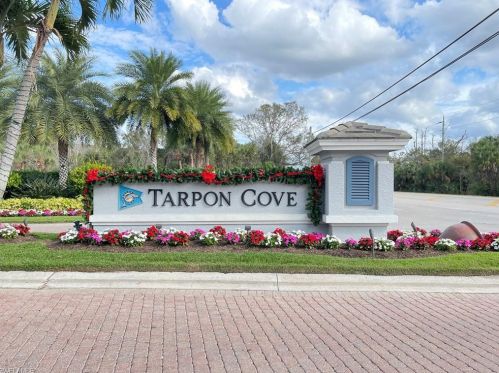 1035 Tarpon Cove Dr, Naples, FL 34110-3623