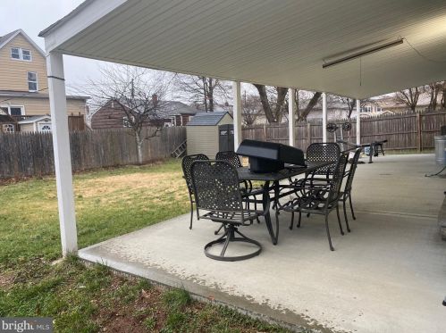 113 Borman Ave, Avenel NJ  07001-2106 exterior