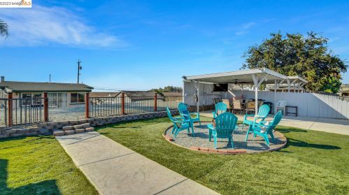 4526 Sandmound Blvd, Oakley CA  94561-5026 exterior