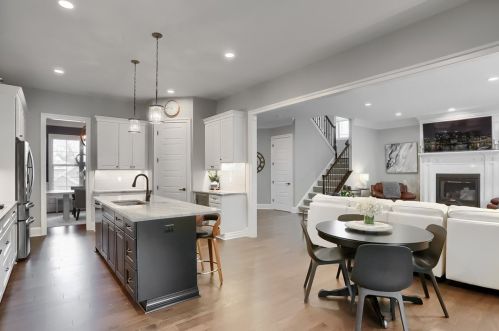 1655 Blackburn Heights Dr, Sewickley PA  15143-8627 exterior
