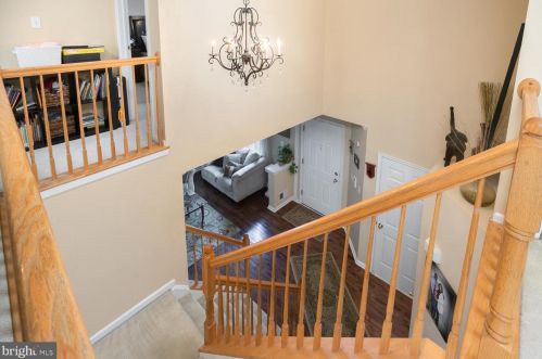 59 Greenbrook Dr, Columbus NJ  08022-2323 exterior