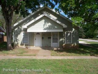 731 Cherry St, Graham TX  76450-3131 exterior