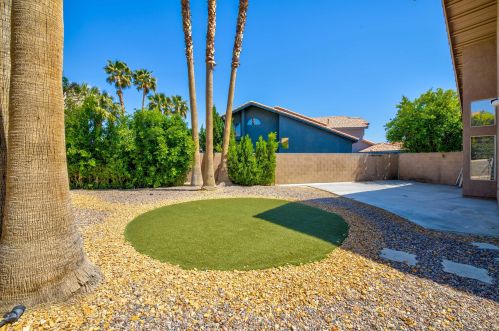 68520 San Felipe Rd, Cathedral City CA  92234-8102 exterior