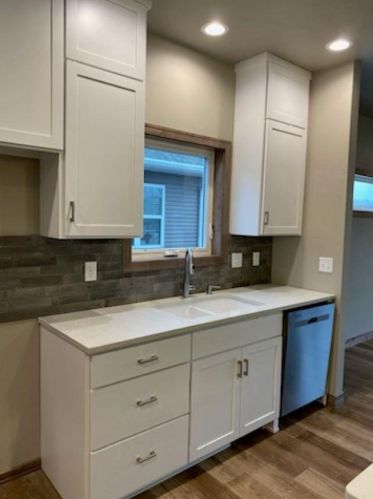 3811 Shore Crest Ln, Green Bay, WI 54311-9147