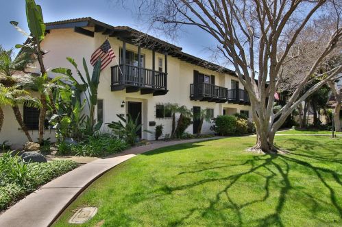4303 Loma Riviera Ct, San Diego, CA 92110-5504
