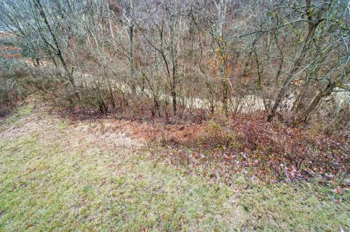 421 Ripple Creek Dr, Covington KY  41018-2684 exterior