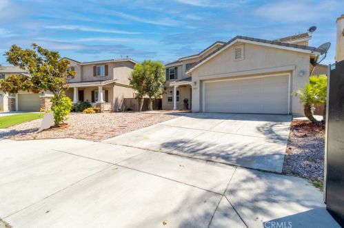 19515 Palomar St, Lake Elsinore CA  92530-6393 exterior