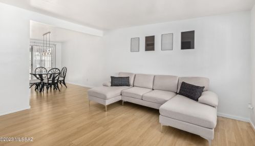 1210 Garden Loop, Tucson AZ  85706-1464 exterior