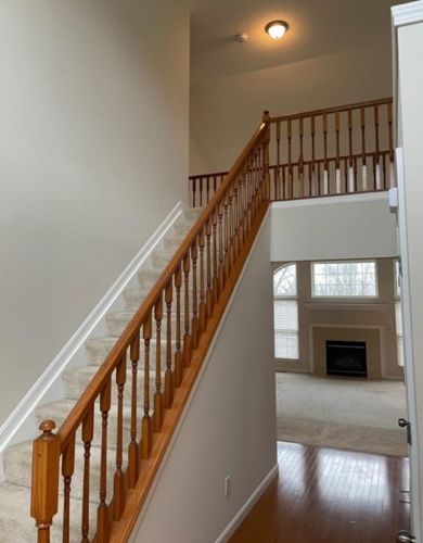8045 Austin Ridge Dr, Cincinnati, OH 45247-1212