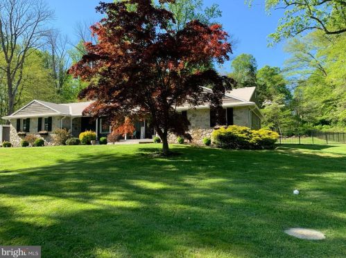 5 Yerger Rd, Collegeville, PA 19473-1714