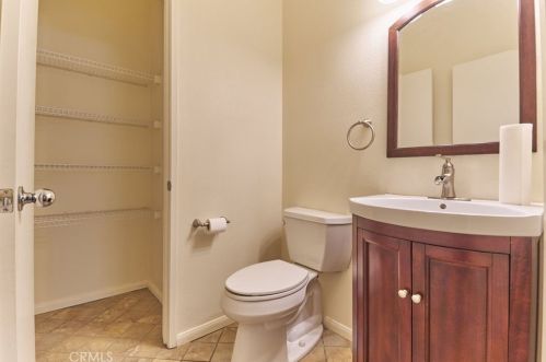 122 Quartz Ln, Perris CA  92570-7268 exterior