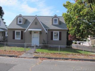 69 Radcliffe Ave, Waterbury, CT 06705-1521