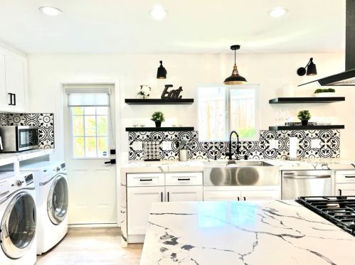 12252 Anzio St, Garden Grove CA  92840-4605 exterior