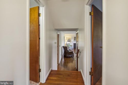 13100 Furnace Mountain Rd, Lovettsville VA  20180-2418 exterior