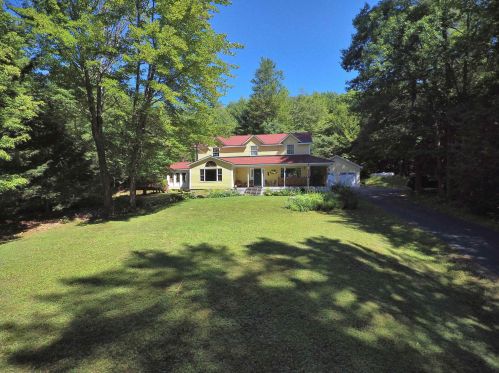 121 Eastern Corner Rd, Ellsworth NH  03223-5403 exterior