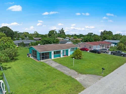 901 Bougainvillea Rd, Lehigh Acres, FL 33936-6403