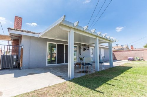 8112 San Heron Cir, Buena Park CA  90620-2970 exterior