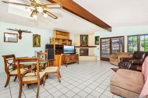 4657 Pocahontas Ave, San Diego, CA 92117-2644