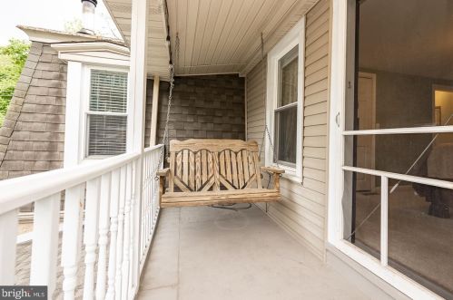 672 Manatawny St, Pottstown PA  19464-9407 exterior