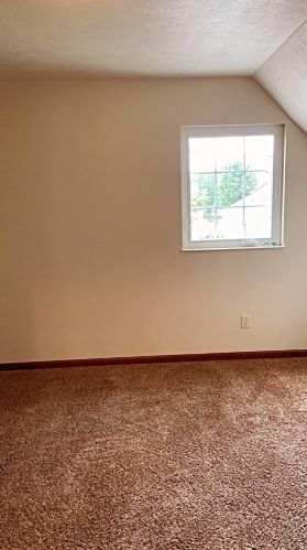 3713 Windslow Dr, Valpo IN  46383-7144 exterior