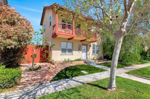 1234 Avina Ave, Greenfield, CA 93927-5558