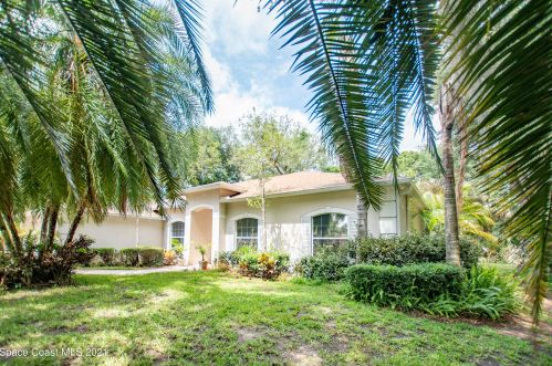 1735 Misty Way, Titusville, FL 32780-7452
