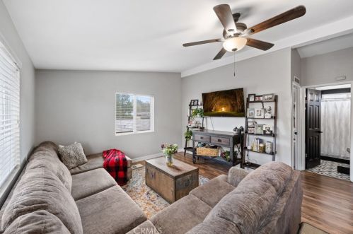 34291 Tractor Trl, Wildomar CA  92595-9490 exterior