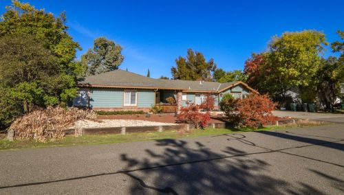 2131 Magnum Ct, Elverta, CA 95626-9683