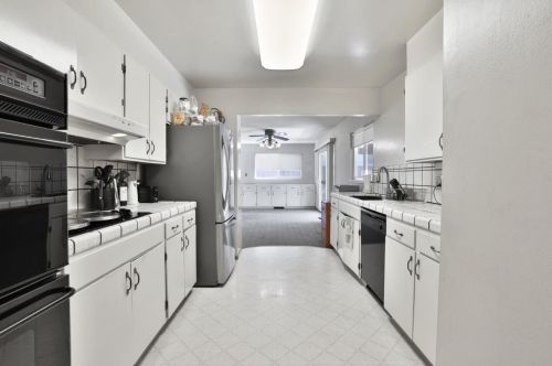 1743 Calgary Dr, Sunnyvale, CA 94087-5220