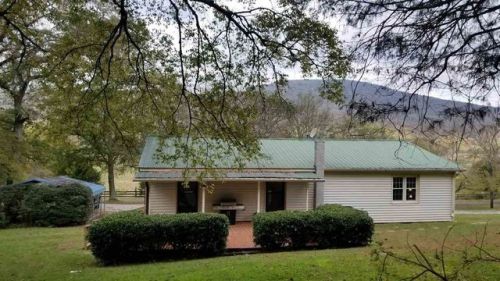 16 County Road 514, Princeton, AL 35766-6729