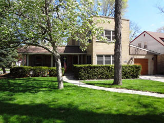 4830 Cleveland Ave, Milwaukee, WI 53219-3232