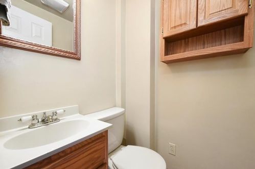 4216 Milgate St, Pittsburgh PA  15224-1527 exterior