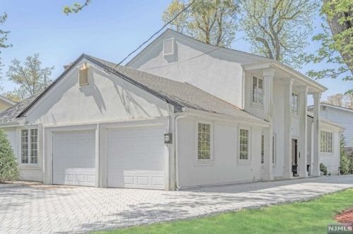 16 Allison Dr, Englewood, NJ 07632-2101