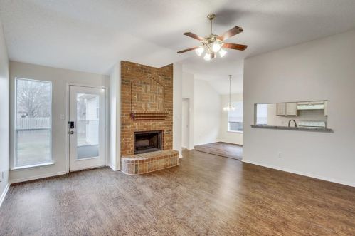 737 Dema Ln, Burleson TX  76028-6837 exterior