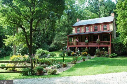 3051 Bryson Rd, Cochranville, PA 19330-1745