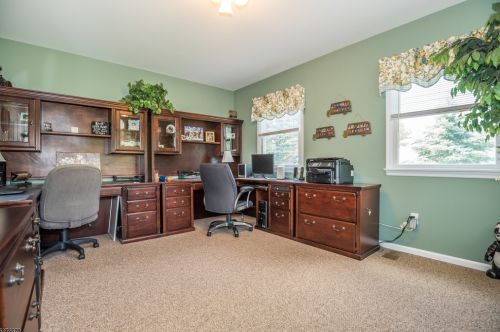 12 Country Meadow Rd, Hackettstown NJ  07840-5205 exterior