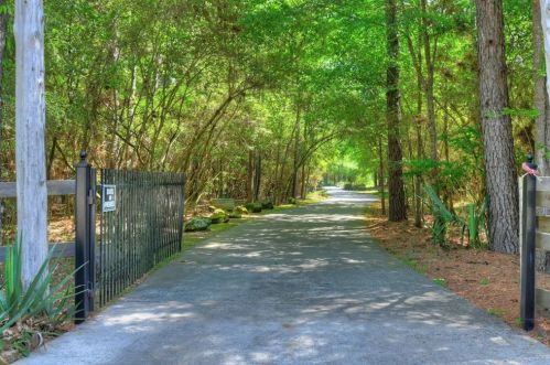 1918 Cattle Dr, Magnolia, TX 77354-4855