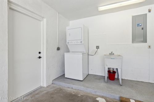 468 Tulip Dr, Sebastian FL  32958-5564 exterior