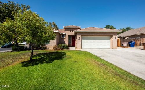 3803 Penner St, Bakersfield, CA 93312-3029
