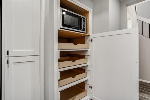 5797 Menorca Dr, San Diego CA  92124-1105 exterior